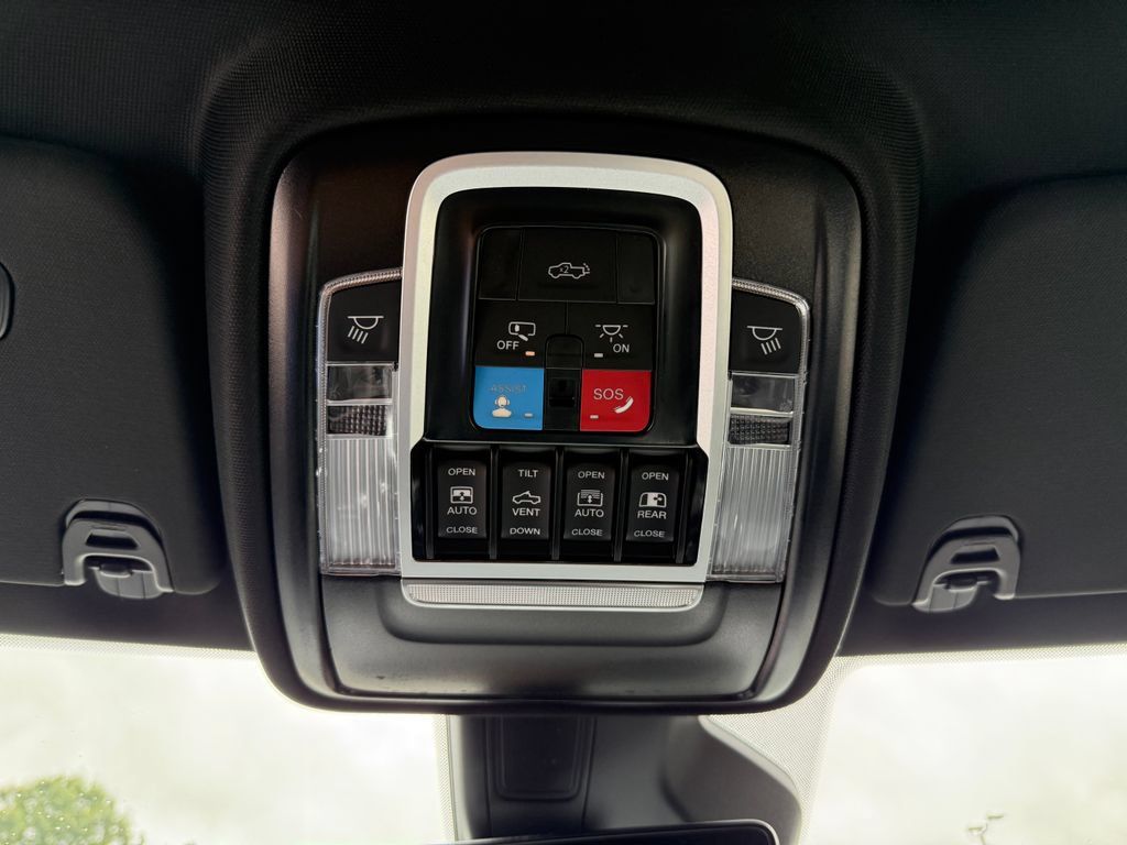 New 2026 RAM 1500 Laramie w/ Night Edition AWD/4WD image 32