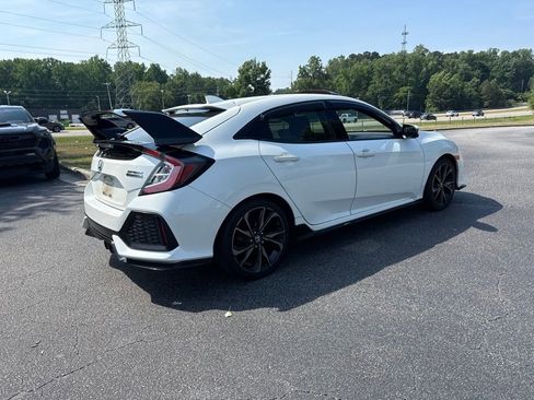 Used 2019 Honda Civic Sport Touring image 5