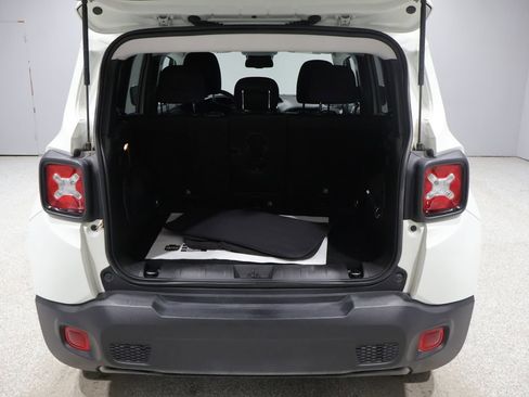 Used 2020 Jeep Renegade Altitude image 20