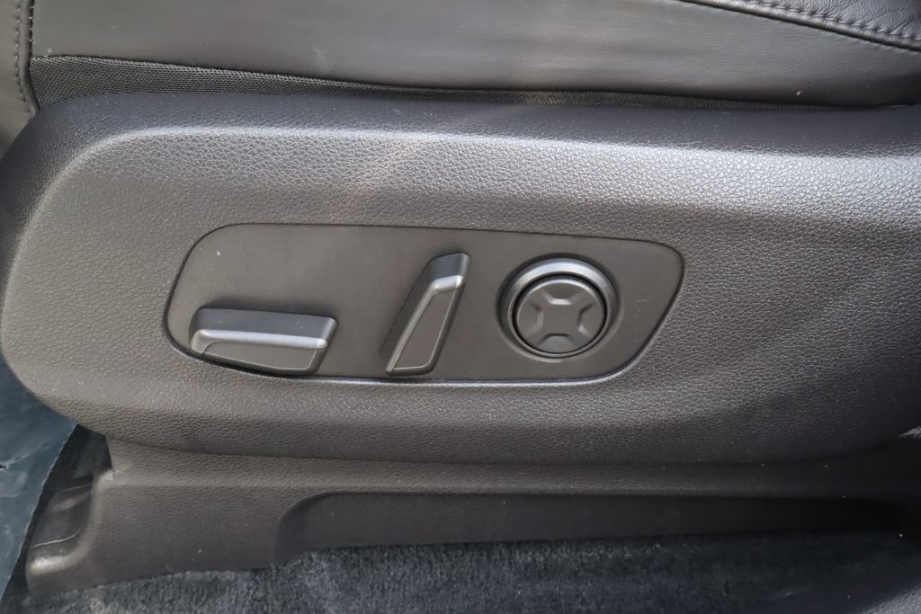 Used 2024 Kia Carnival SX FWD image 20