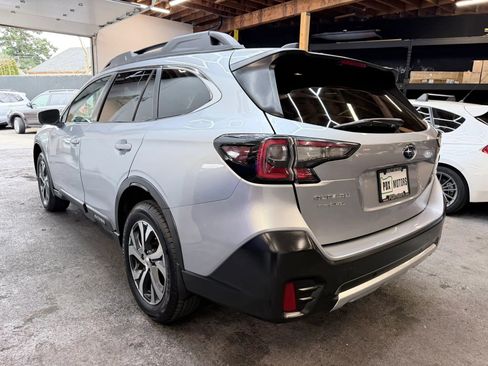 Used 2020 Subaru Outback Limited AWD/4WD image 6