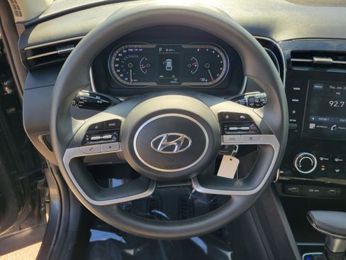Certified 2023 Hyundai Tucson SE image 22