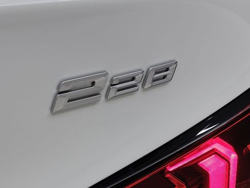 Used 2026 BMW 228i w/ Technology Package image 10