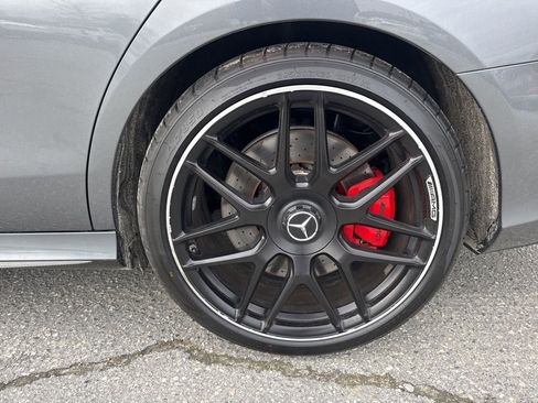 Used 2018 Mercedes-Benz E 63 AMG S image 32