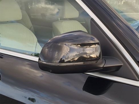 Certified 2023 BMW X7 xDrive40i w/ Premium Package image 13