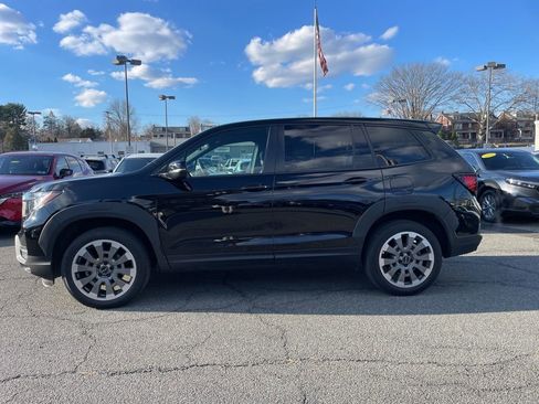 Used 2025 Honda Passport EX-L image 4