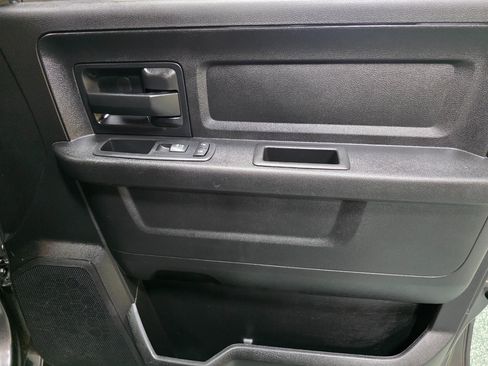 Used 2017 RAM 3500 Tradesman w/ Chrome Appearance Group image 26