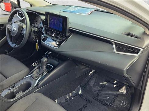 Used 2024 Toyota Corolla LE image 21