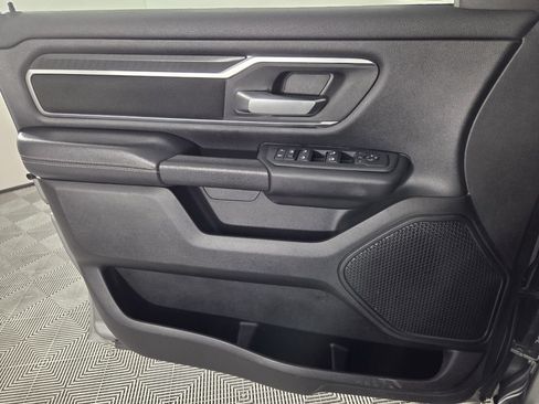 Used 2025 RAM 1500 Big Horn AWD/4WD image 21