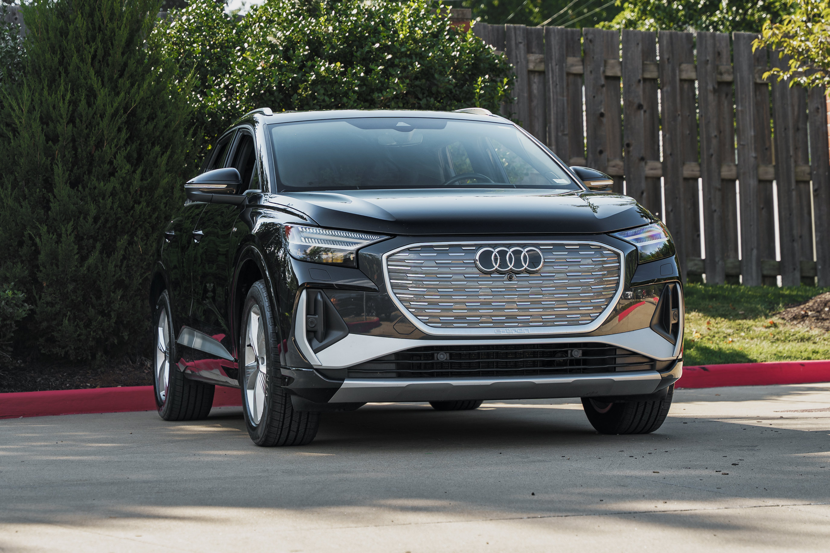 Certified 2023 Audi Q4 e-tron Prestige AWD/4WD image 1