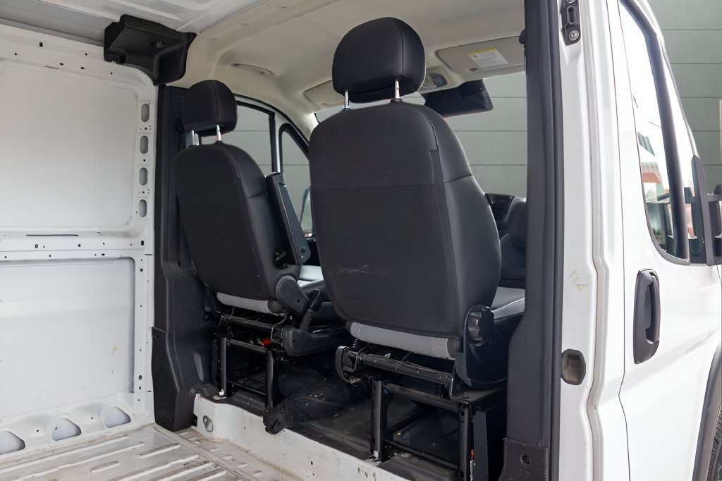 Used 2025 RAM ProMaster 2500 w/ Convenience Group FWD image 50