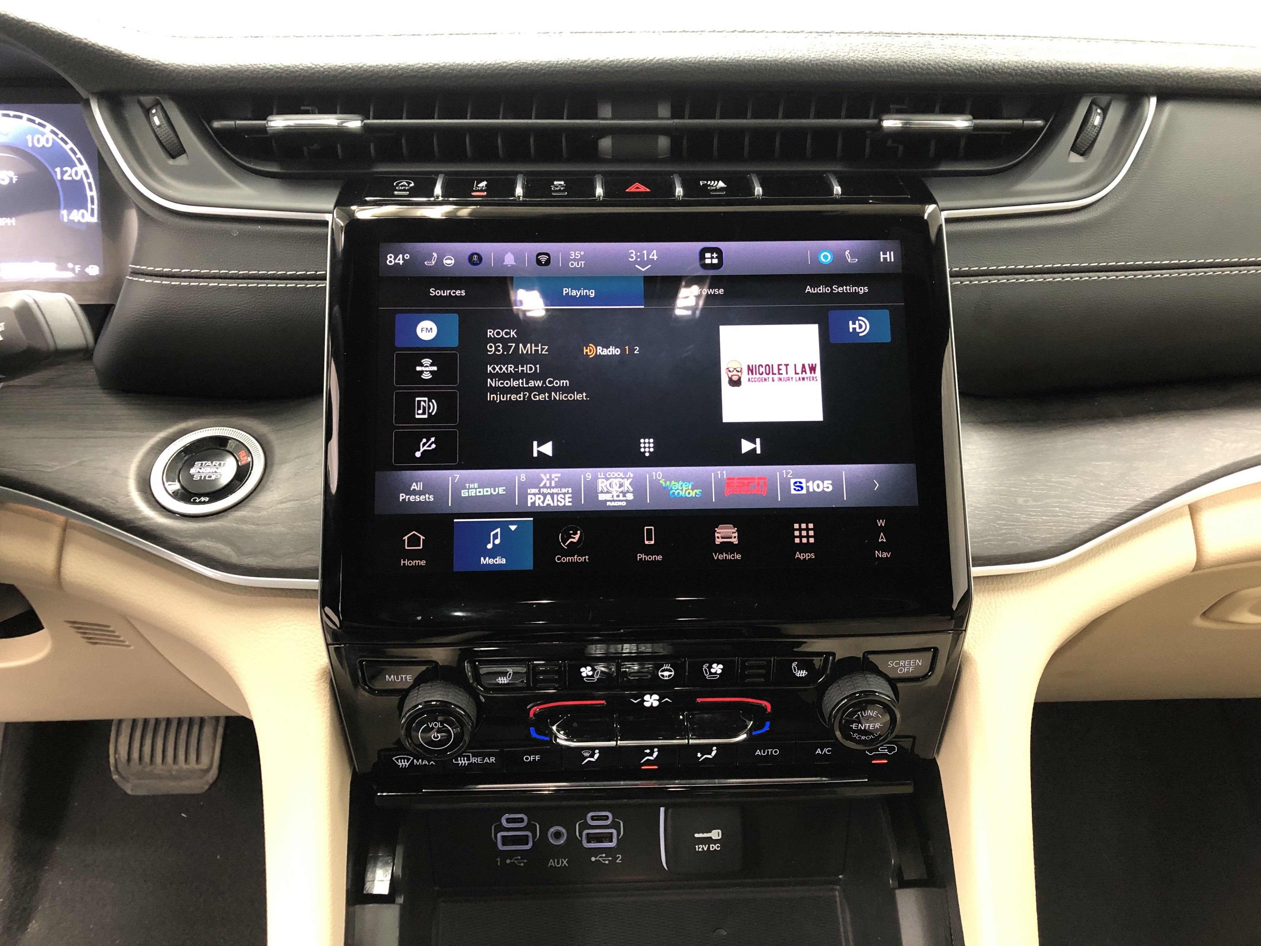 Certified 2024 Jeep Grand Cherokee Limited w/ Luxury Tech Group II AWD/4WD image 24