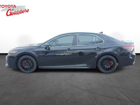 Used 2023 Toyota Camry SE image 8