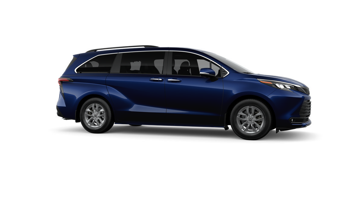 New 2026 Toyota Sienna XLE FWD image 13