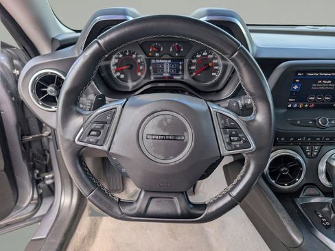Used 2022 Chevrolet Camaro LT RWD image 21