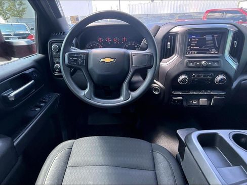Used 2024 Chevrolet Silverado 2500 Custom w/ Custom Convenience Package AWD/4WD image 5