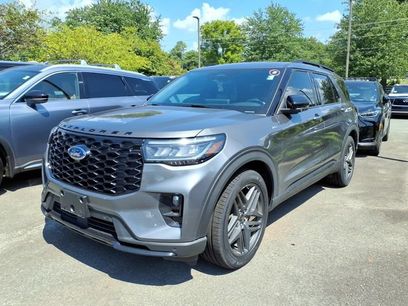 Used 2025 Ford Explorer ST-Line w/ Premium Package