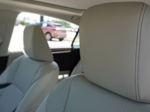 Certified 2025 Lexus ES 350 w/ Premium Package FWD image 24