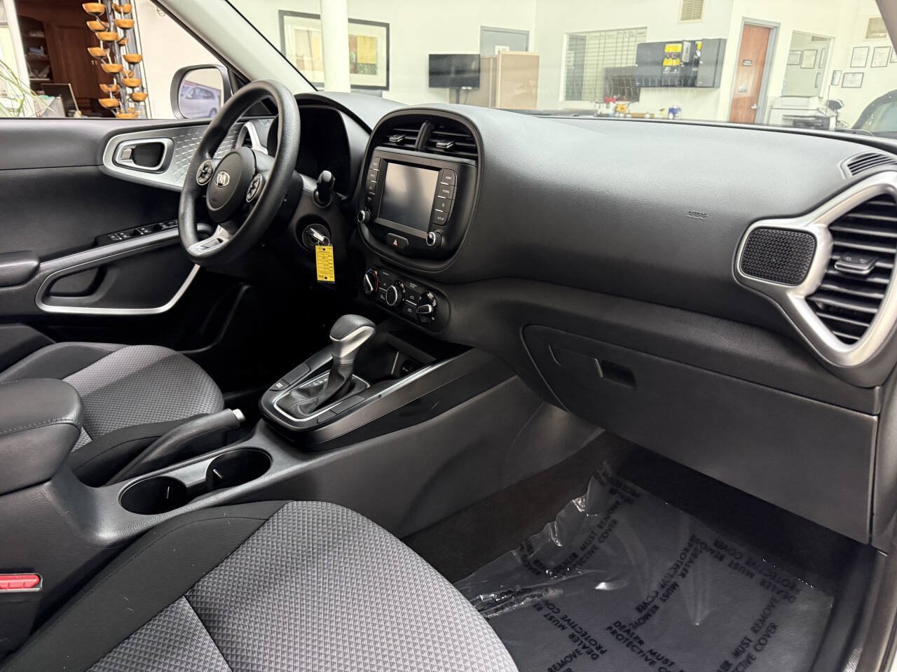 Used 2021 Kia Soul LX FWD image 18