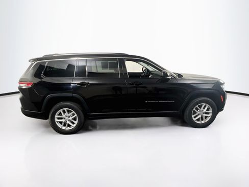 Used 2023 Jeep Grand Cherokee L Laredo w/ Luxury Tech Group I AWD/4WD image 4