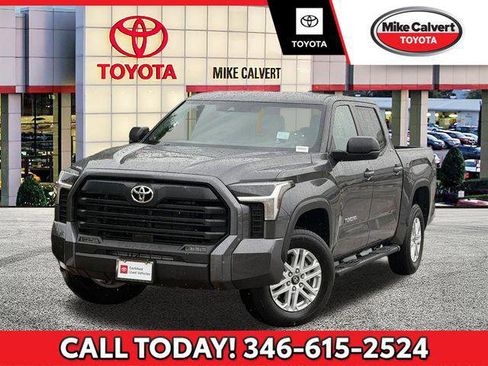 Certified 2025 Toyota Tundra SR5 AWD/4WD image 1