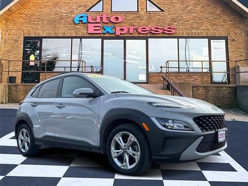 Used 2023 Hyundai Kona SEL w/ Convenience Package image 1