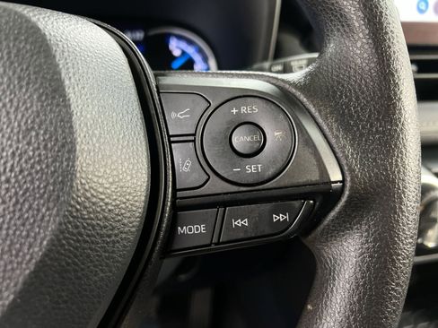 Used 2024 Toyota RAV4 AWD Hybrid image 37