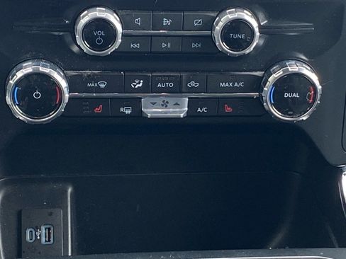 Used 2023 Ford F150 XLT w/ Equipment Group 302A High AWD/4WD image 10