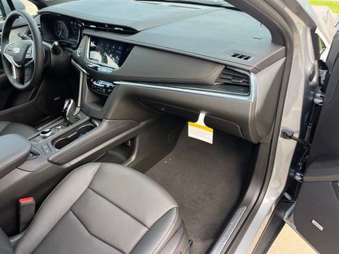 New 2026 Cadillac XT5 Premium Luxury w/ LPO, Floor Liner Package FWD image 40