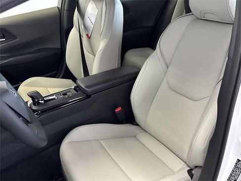 New 2026 Toyota Prius XLE image 12