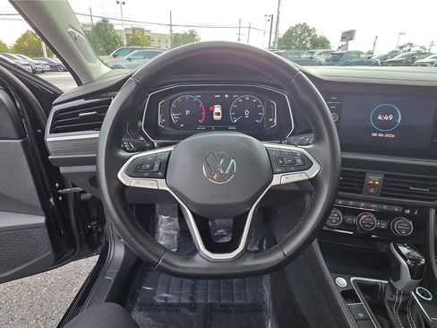 Certified 2023 Volkswagen Jetta SEL FWD image 16