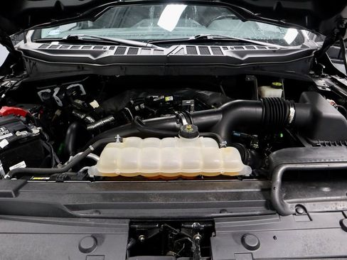 Certified 2021 Ford F150 XLT w/ Equipment Group 302A High image 19