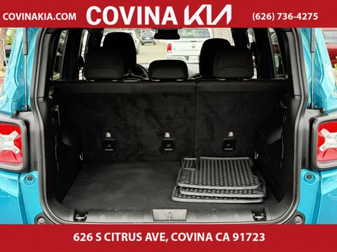 Used 2022 Jeep Renegade Altitude image 11