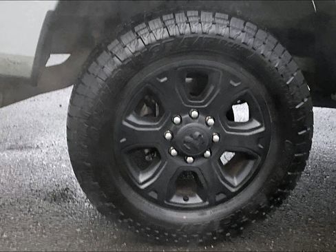 Used 2015 RAM 2500 Big Horn image 35