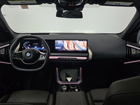 Used 2025 BMW X3 xDrive30i image 26