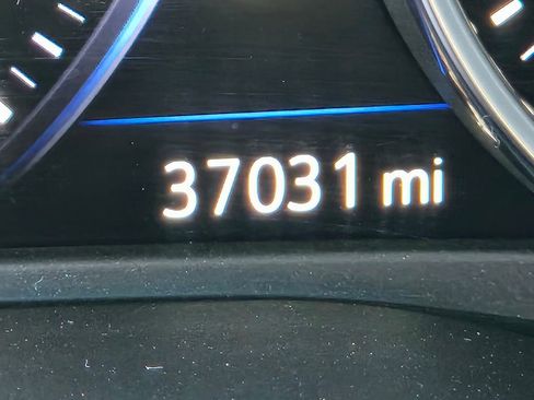 Used 2024 Buick Enclave Premium image 25