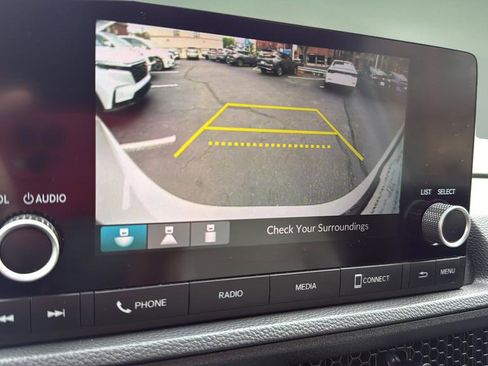 Used 2025 Honda CR-V LX image 22