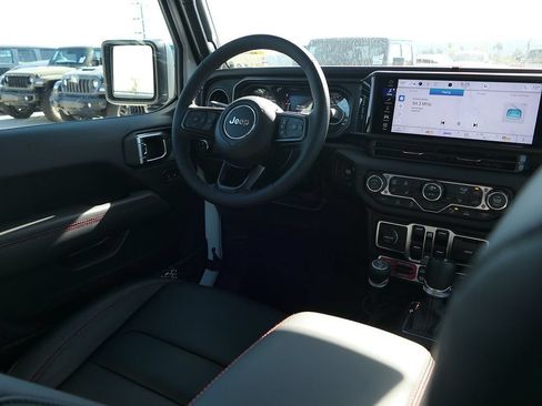 New 2026 Jeep Gladiator Rubicon w/ Safety Group AWD/4WD image 19