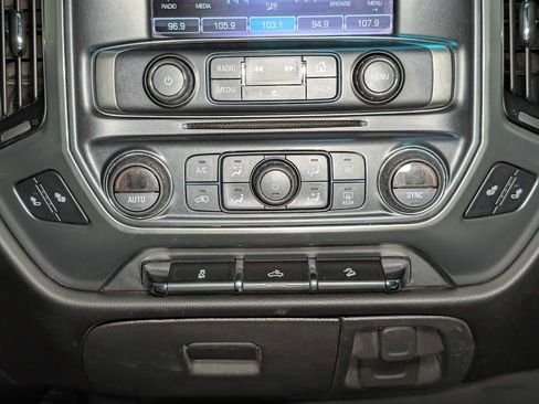 Used 2018 Chevrolet Silverado 1500 LT w/ All Star Edition image 19