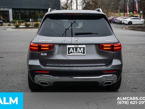Used 2025 Mercedes-Benz GLB 250 GLB 250 w/ Exclusive Package image 11