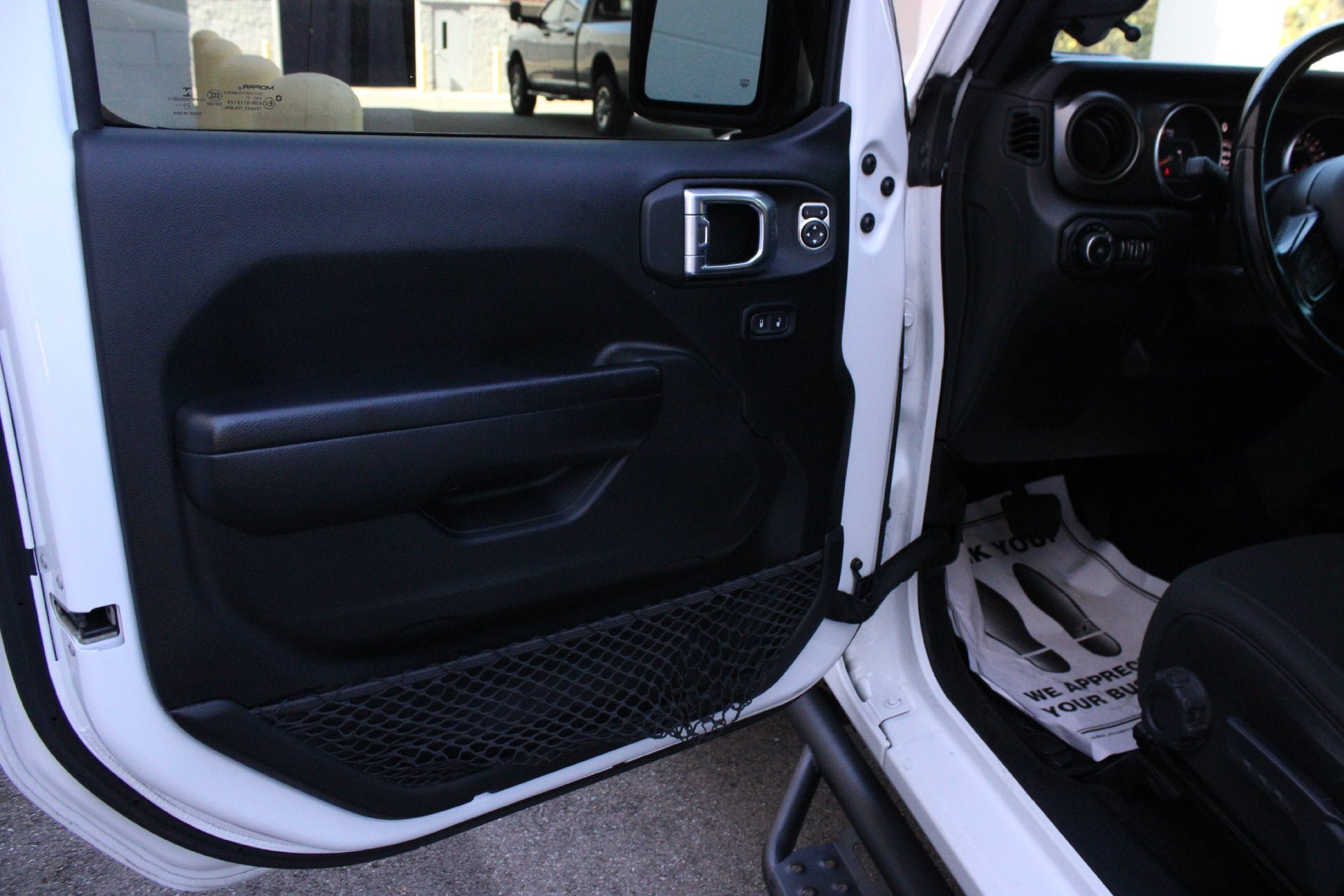 Used 2021 Jeep Wrangler Unlimited Sport AWD/4WD image 12