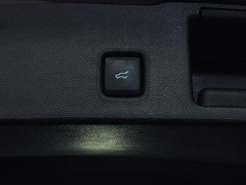 Used 2024 Ford Escape ST-Line image 13