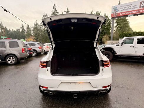 Used 2016 Porsche Macan Turbo image 14