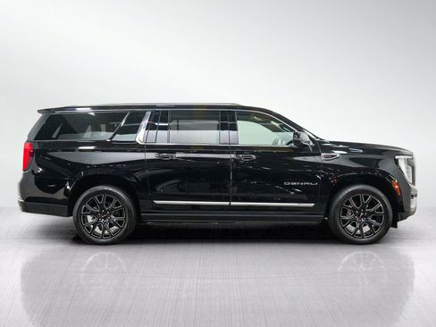 Used 2025 GMC Yukon XL Denali w/ Sun & Power Step Package AWD/4WD image 6
