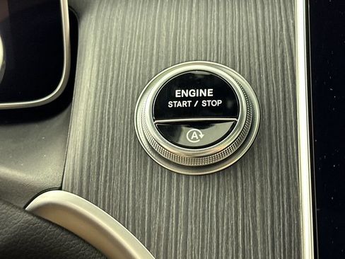 Certified 2024 Mercedes-Benz GLC 300 4MATIC image 28