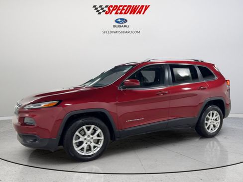 Used 2016 Jeep Cherokee Latitude w/ Cold Weather Group image 5