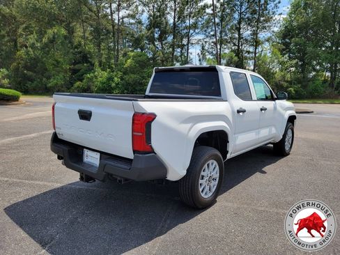 Used 2024 Toyota Tacoma SR AWD/4WD image 6
