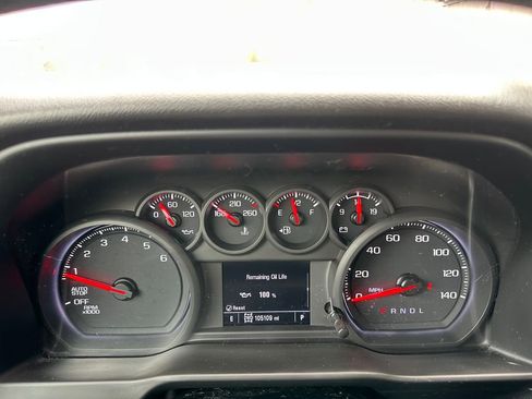 Used 2021 Chevrolet Silverado 1500 Custom image 17