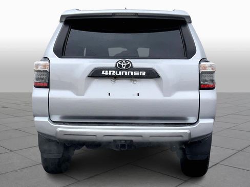 Certified 2023 Toyota 4Runner TRD Off-Road Premium image 5
