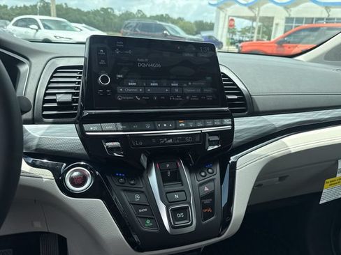 New 2026 Honda Odyssey Elite image 28